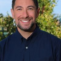 Official portrait of Michael Naft